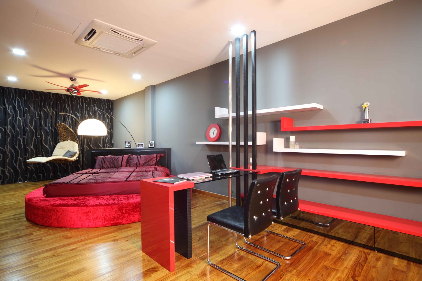  Đá solid surface S025 Fiery Red