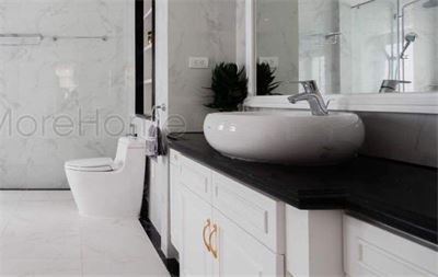 Trang trí nội thất phòng tắm, phòng vệ sinh với đá Solid Surface